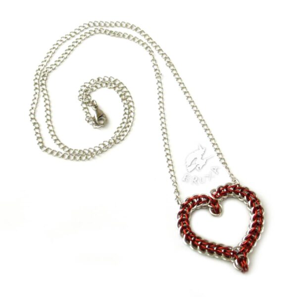 Naszyjnik chainmaille w kształcie serca
